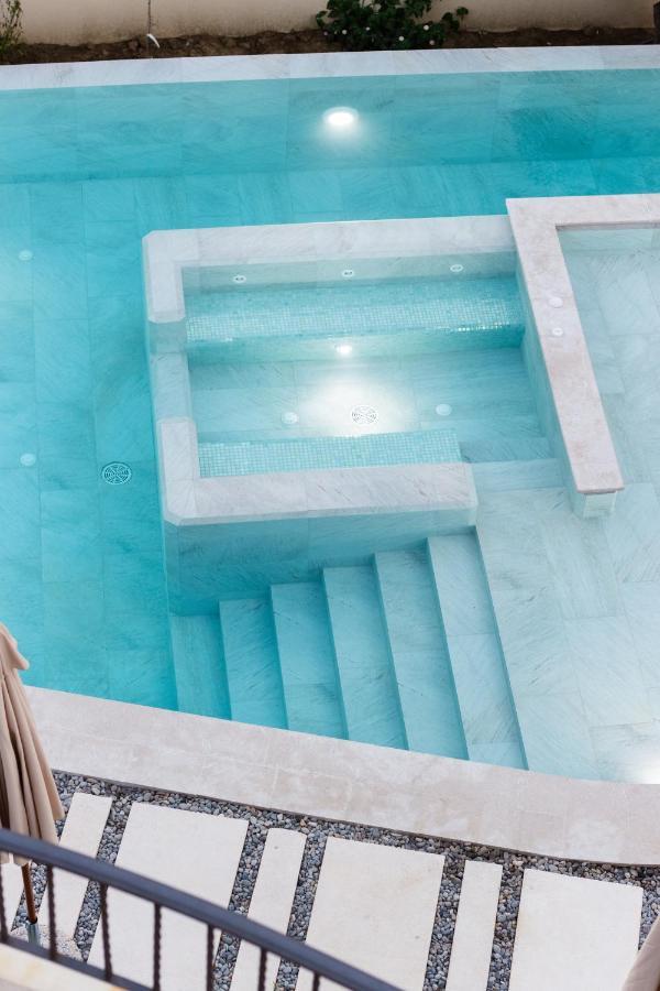 Apartments Kan ウルツィニ エクステリア 写真