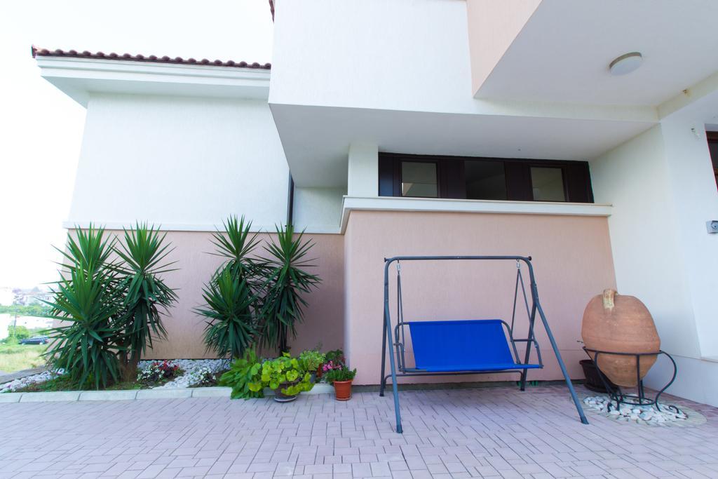 Apartments Kan ウルツィニ エクステリア 写真